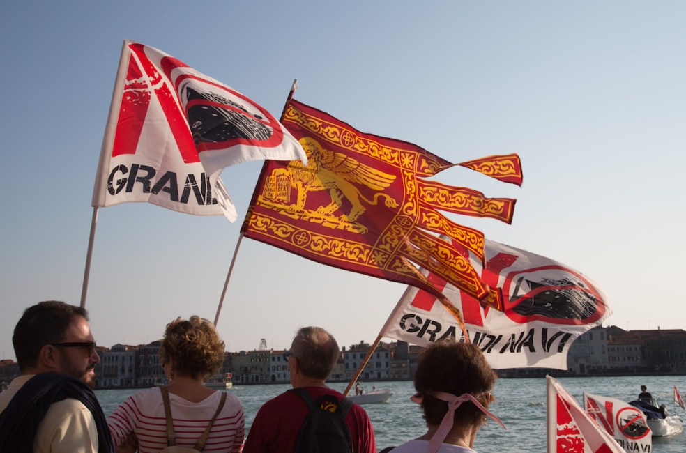 Annette Dubois Demonstration No Grandi Navi 25 Sept 2016